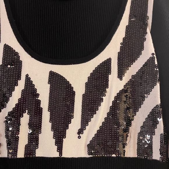 Willi Smith women black/white geometric print sequins sweater size M - Picture 4 of 5